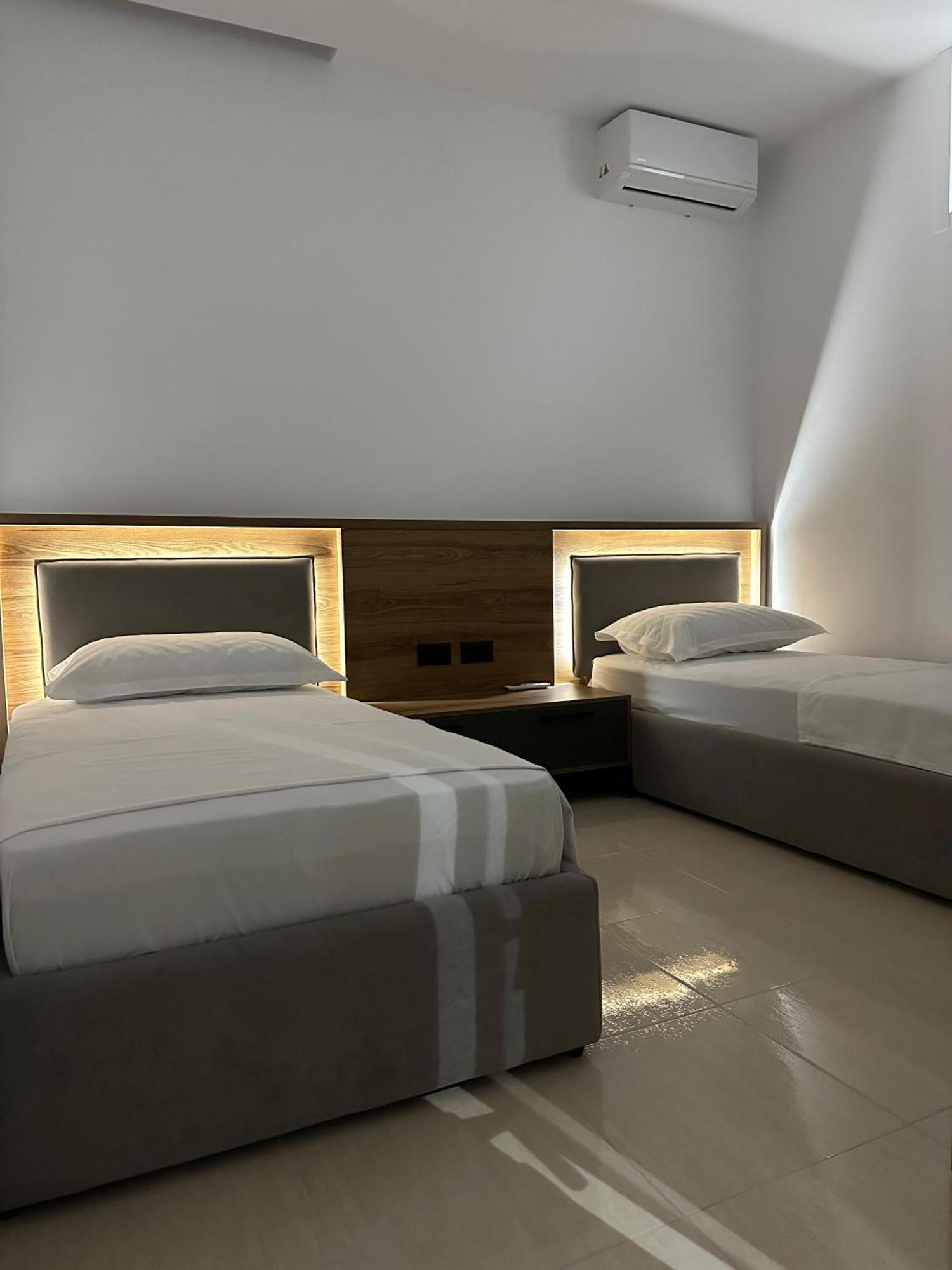 Gael Luxury Apartment Берат Екстер'єр фото