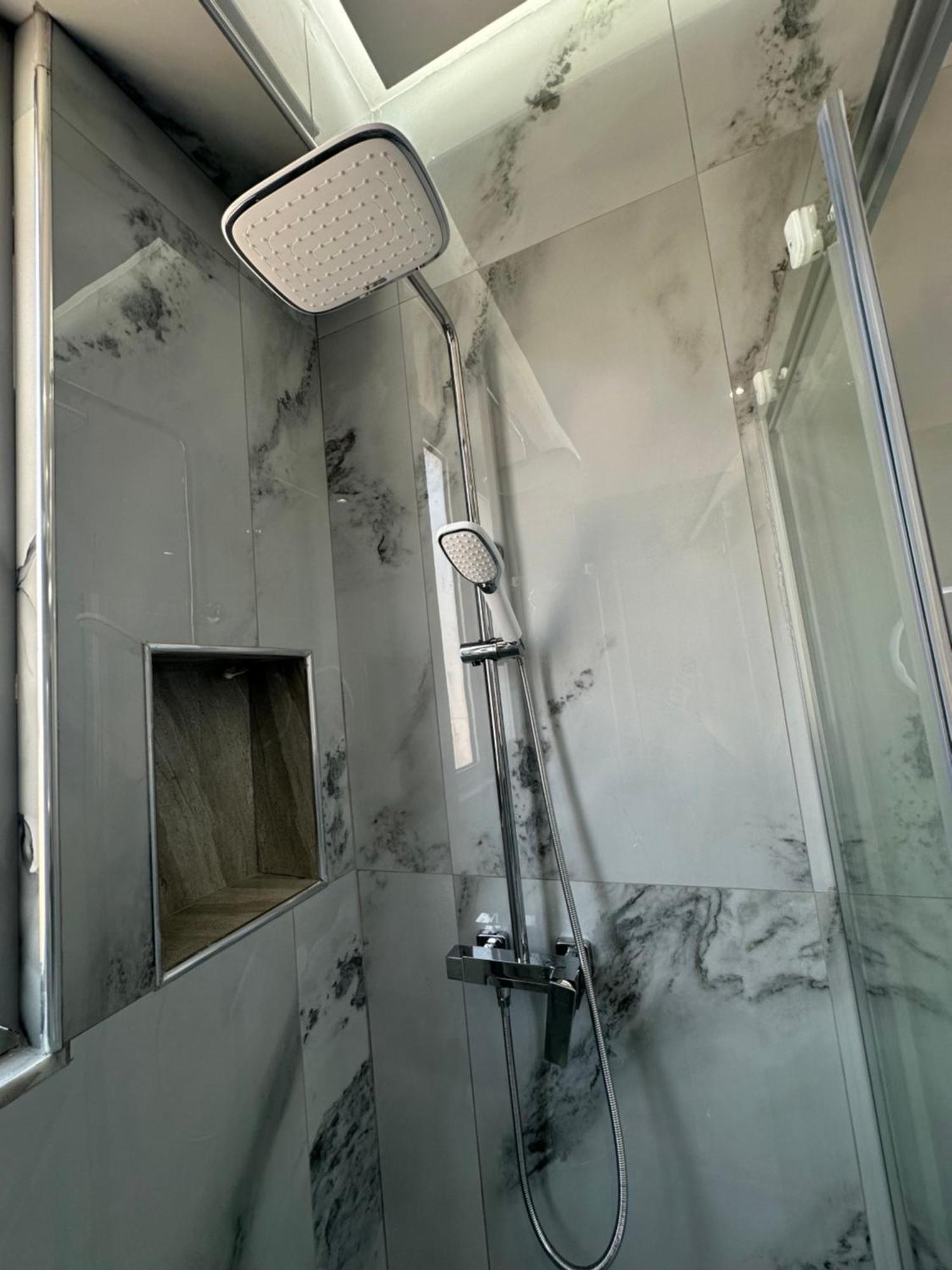 Gael Luxury Apartment Берат Екстер'єр фото